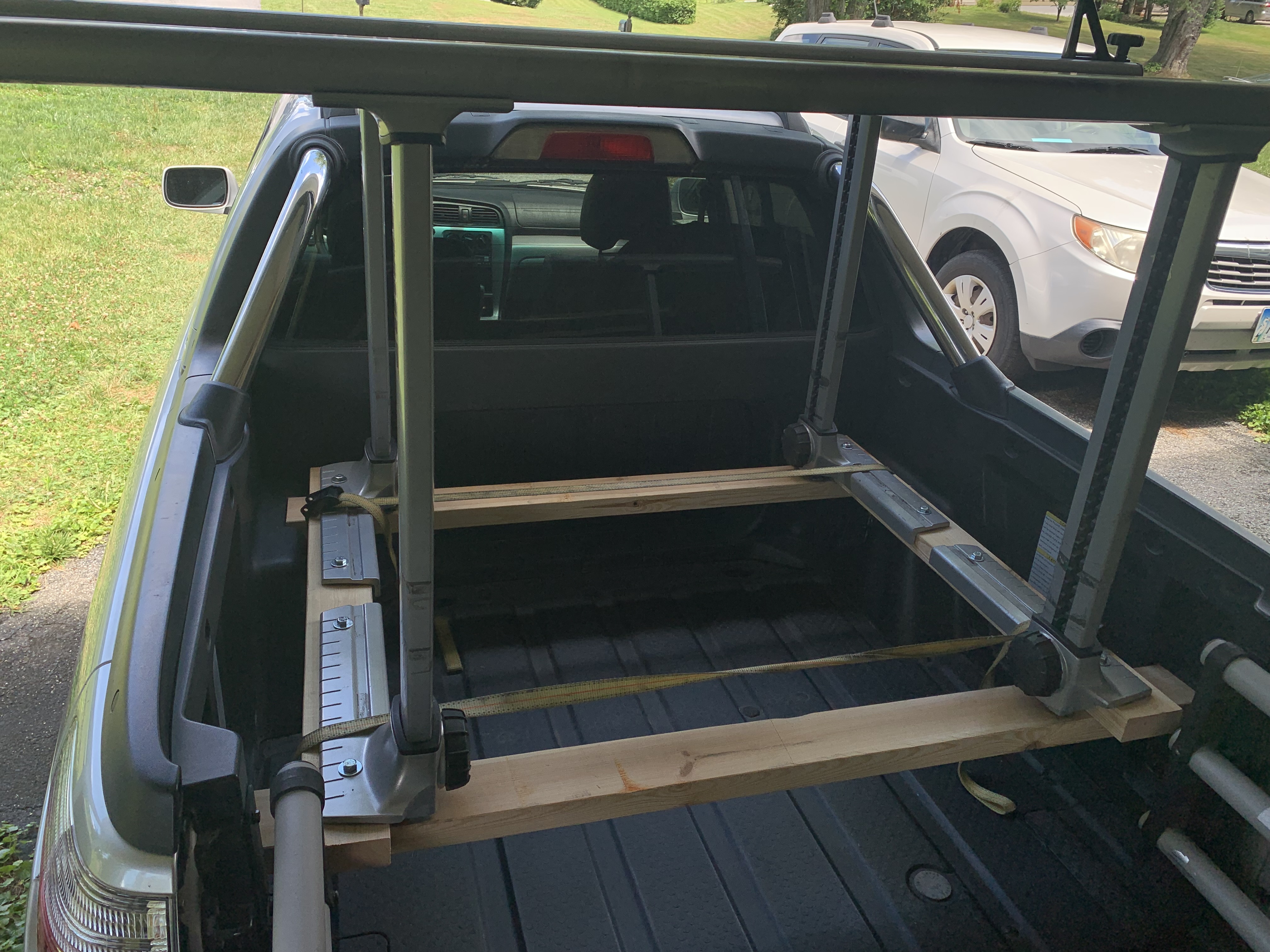 Thule Woodframe1.jpg